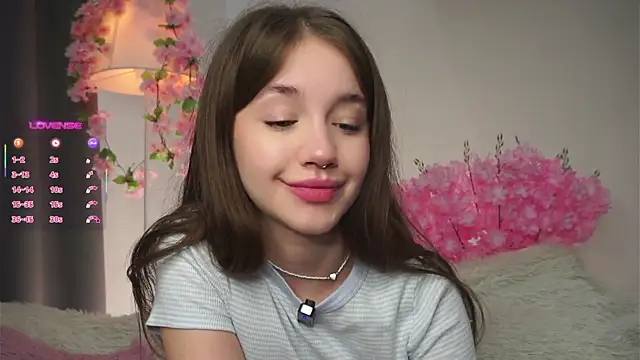 AmiLewis online show from September 16, 1:17 am