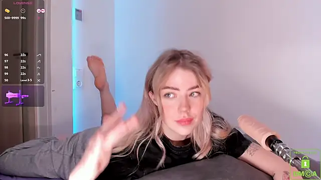 Snapshot of NateHalll chatting on February 15, 2:11 pm NateHalll online show from February 15, 2:11 pm