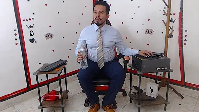 KalethBigDick online show from September 28, 12:43 pm