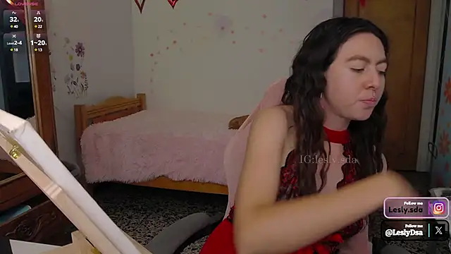 leslyyu online show from February 17, 6:15 pm