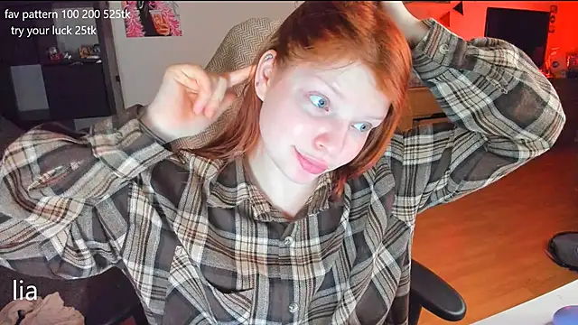 lil lia online show from February 7, 11:45 pm