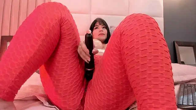 Snapshot of Miah_gomez_ chatting on January 7, 10:41 pm Miah gomez online show from January 7, 10:41 pm