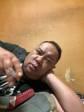 Snapshot of punk0805 chatting on October 10, 11:09 am punk0805 online show from October 10, 11:09 am