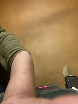 Snapshot of punk0805 chatting on October 13, 1:55 pm punk0805 online show from October 13, 1:55 pm