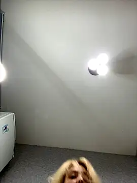 Yourdirtybitch online show from December 2, 3:58 am