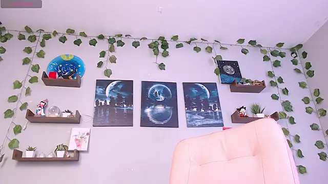 macey elliot  online show from January 14, 10:12 pm