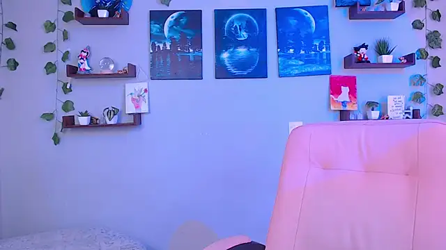 macey elliot  online show from January 31, 4:59 pm