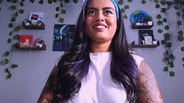 macey elliot  online show from November 25, 2:28 pm