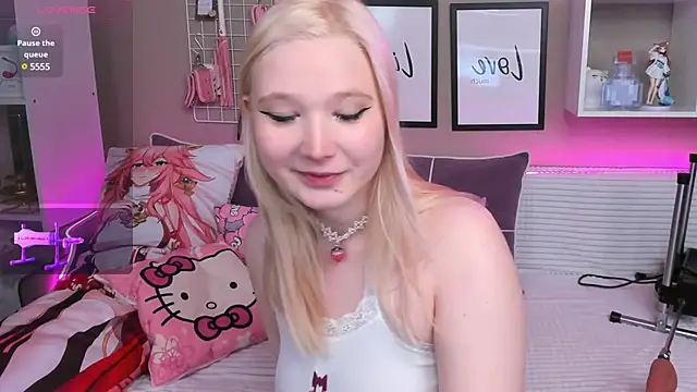 MeowkaKitty online show from February 22, 12:49 am