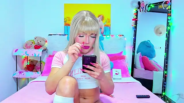 Snapshot of Candy_Candy__ chatting on September 28, 1:55 am Candy Candy online show from September 28, 1:55 am