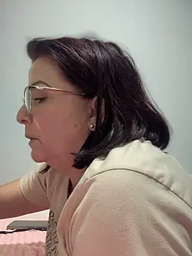 Snapshot of PaulinaSanders_X chatting on January 9, 2:54 am PaulinaSanders X online show from January 9, 2:54 am