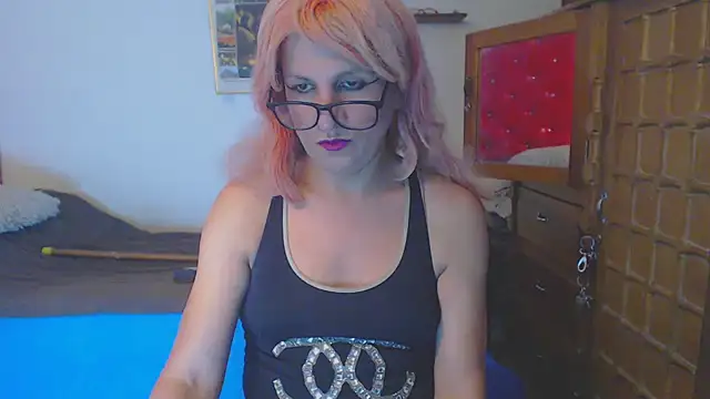 LorenJade online show from February 10, 6:20 am