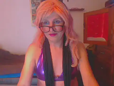 LorenJade online show from February 22, 7:12 am