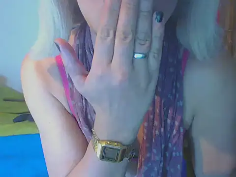 LorenJade online show from March 8, 7:16 am