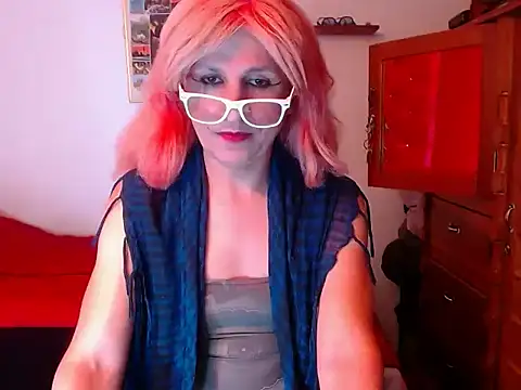 LorenJade online show from October 18, 9:10 am