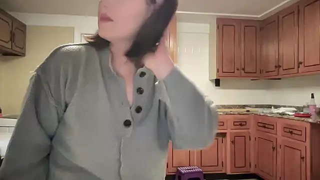 sexylilly69 online show from February 15, 10:42 pm