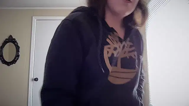 sexylilly69 online show from February 23, 10:20 pm