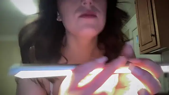 sexylilly69 online show from September 26, 11:31 pm