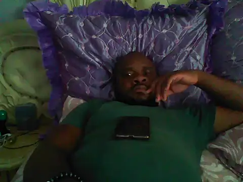 Snapshot of spopo619 chatting on December 18, 12:44 pm spopo619 online show from December 18, 12:44 pm