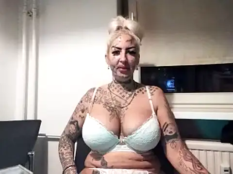 Jeanny Bln online show from January 4, 10:55 pm