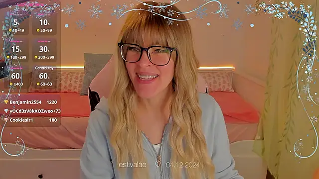 Snapshot of estivalae chatting on December 4, 4:16 pm estivalae online show from December 4, 4:16 pm