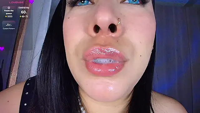 leahtemptation3 online show from September 21, 10:17 am