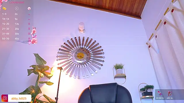 abbyhill27 online show from January 18, 9:34 am