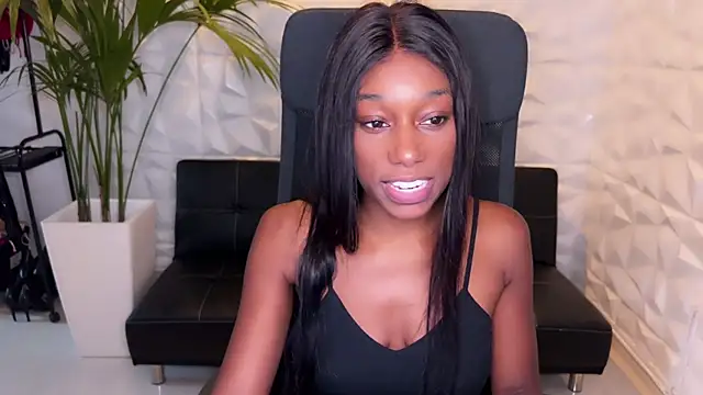 smileybabe online show from December 6, 8:05 am