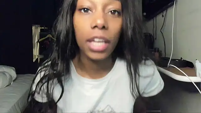 smileybabe online show from February 15, 9:16 am