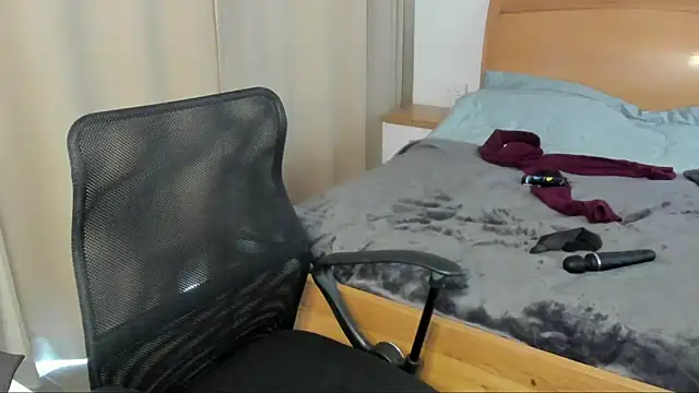 smileybabe online show from March 10, 9:10 am