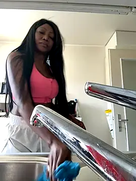 SUUKAM online show from September 13, 9:20 am