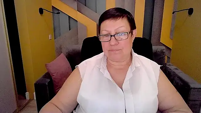 BarbaraTurners online show from February 10, 12:30 am