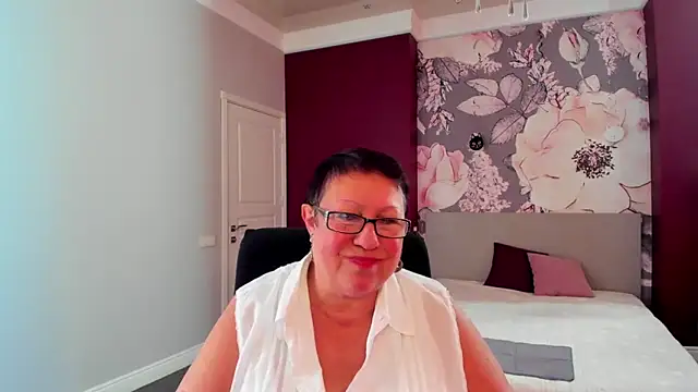 BarbaraTurners online show from October 12, 11:42 am