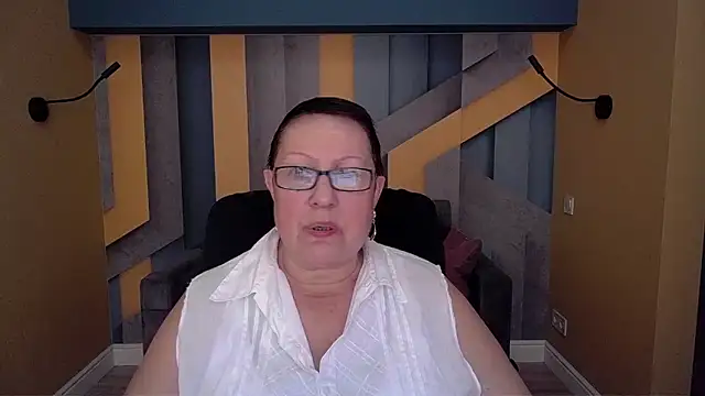 BarbaraTurners online show from November 16, 12:33 pm