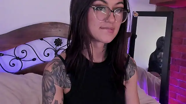 Snapshot of noemi_foxxx chatting on January 30, 3:29 pm noemi foxxx online show from January 30, 3:29 pm