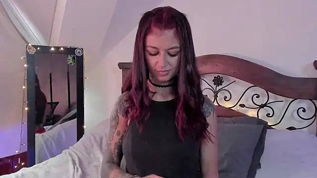 Snapshot of noemi_foxxx chatting on September 11, 4:07 pm noemi foxxx online show from September 11, 4:07 pm