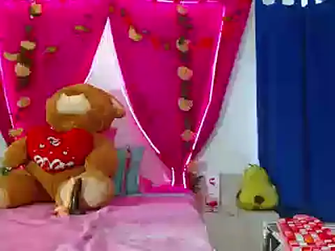 natashakissess online show from October 22, 3:23 pm