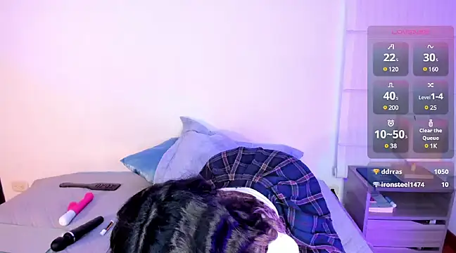 summer holiday online show from December 5, 8:22 am