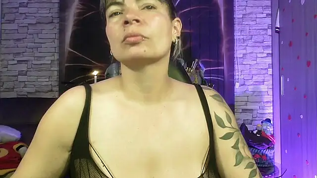 charlotedoll online show from September 19, 3:08 am