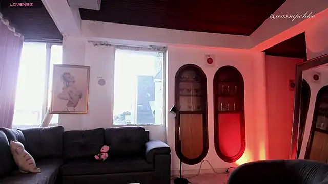 misschloe   online show from January 29, 11:04 pm