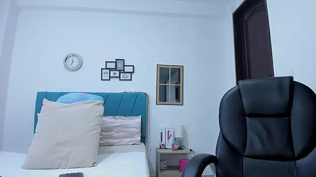 kamila lopez online show from November 24, 10:42 pm