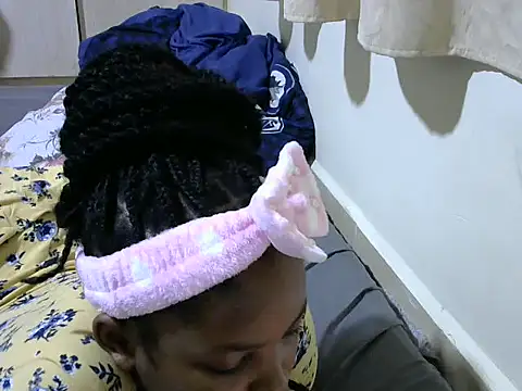 queen-sasha online show from March 8, 1:17 am