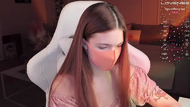 Frau Lina online show from February 1, 7:02 pm