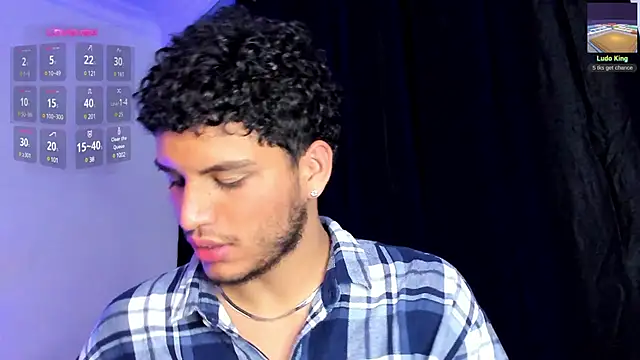 Curlblue online show from February 12, 3:40 am