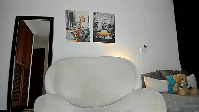 Curlblue online show from March 13, 6:48 am