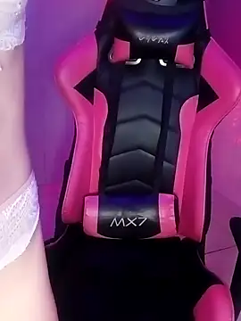 Lua34682 online show from March 5, 7:05 am