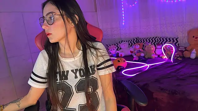 Lua34682 online show from September 15, 10:32 pm