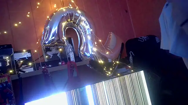 Lia Y PatrickX online show from December 22, 8:36 pm