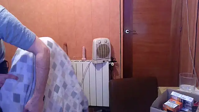 Lia Y PatrickX online show from January 4, 1:52 am