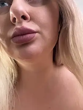 LadyLolyPop  online show from December 26, 4:21 am